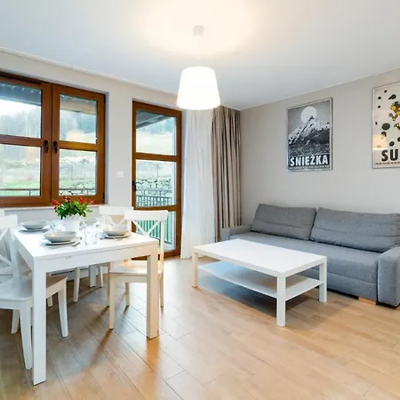 Wonder Home - Apartamenty Residence Karpacz Blisko Stoku Narciarskiego, Z Balkonami I Parkingiem Exteriér fotografie