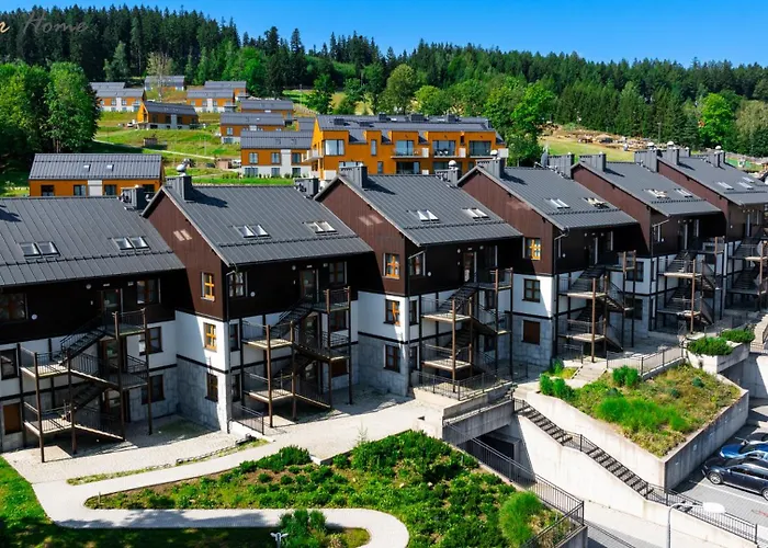 Wonder Home - Apartamenty Residence Karpacz Blisko Stoku Narciarskiego, Z Balkonami I Parkingiem