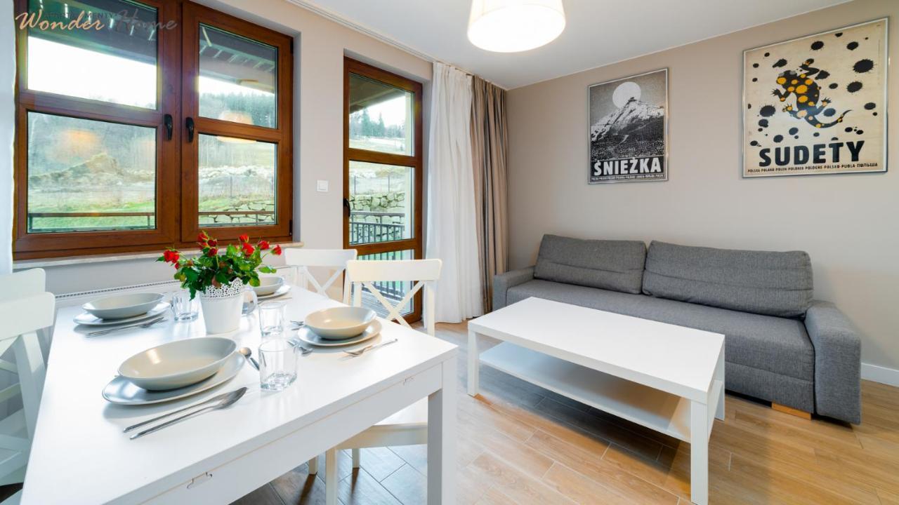 Wonder - Karpacz: Slope-side On Sudeten Trail Apartment Karpacz